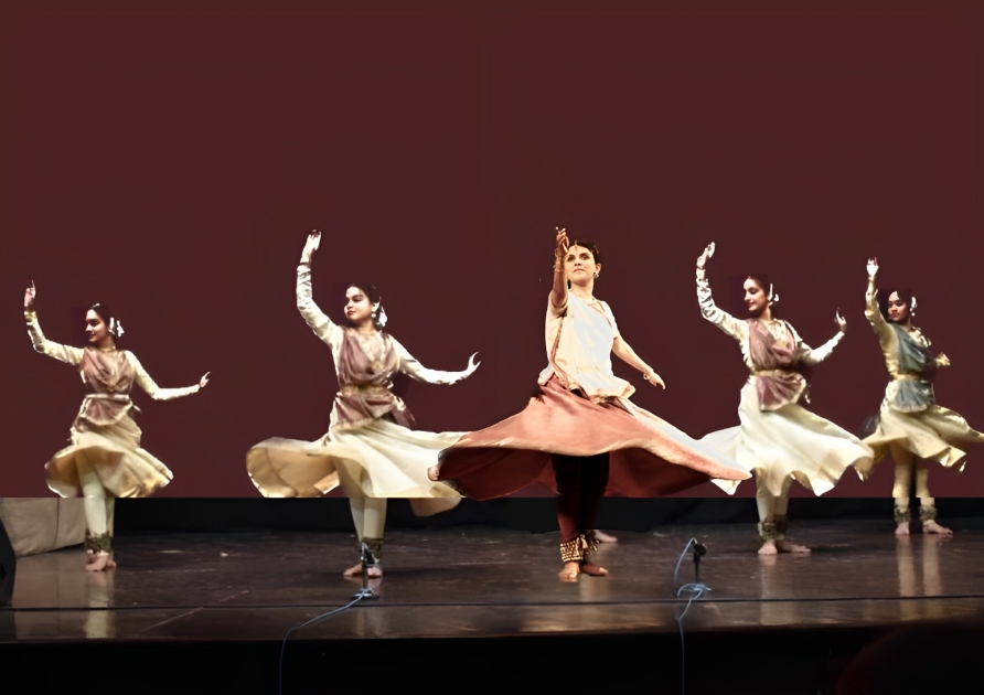 

<!-- THEME DEBUG -->
<!-- THEME HOOK: 'field' -->
<!-- FILE NAME SUGGESTIONS:
   ▪️ field--node--title--programs.html.twig
   ✅ field--node--title.html.twig
   ▪️ field--node--programs.html.twig
   ▪️ field--title.html.twig
   ▪️ field--string.html.twig
   ▪️ field.html.twig
-->
<!-- BEGIN OUTPUT from 'core/themes/stable9/templates/field/field--node--title.html.twig' -->
<span>IIC DOUBLE BILL DANCE RECITALS</span>

<!-- END OUTPUT from 'core/themes/stable9/templates/field/field--node--title.html.twig' -->

