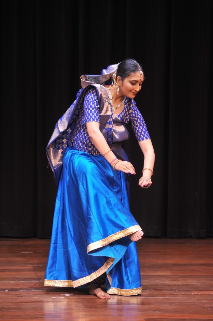 

<!-- THEME DEBUG -->
<!-- THEME HOOK: 'field' -->
<!-- FILE NAME SUGGESTIONS:
   ▪️ field--node--title--programs.html.twig
   ✅ field--node--title.html.twig
   ▪️ field--node--programs.html.twig
   ▪️ field--title.html.twig
   ▪️ field--string.html.twig
   ▪️ field.html.twig
-->
<!-- BEGIN OUTPUT from 'core/themes/stable9/templates/field/field--node--title.html.twig' -->
<span>IIC DOUBLE BILL MUSIC AND DANCE RECITALS</span>

<!-- END OUTPUT from 'core/themes/stable9/templates/field/field--node--title.html.twig' -->

