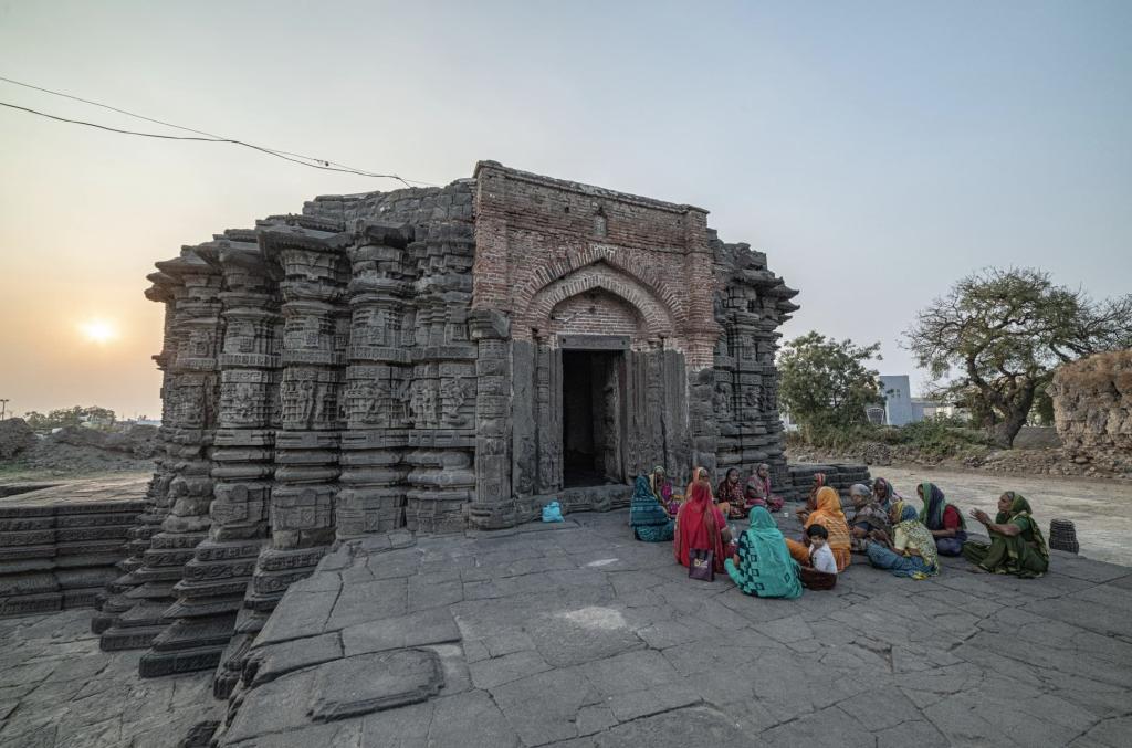 Tangible Conversations, Intangible Heritage