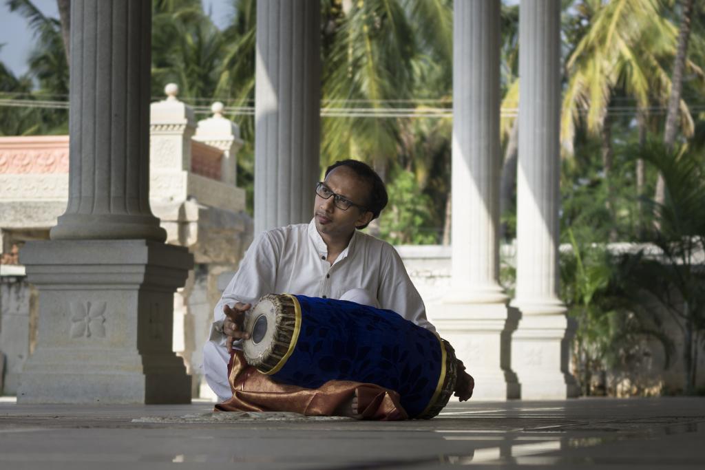 

<!-- THEME DEBUG -->
<!-- THEME HOOK: 'field' -->
<!-- FILE NAME SUGGESTIONS:
   ▪️ field--node--title--programs.html.twig
   ✅ field--node--title.html.twig
   ▪️ field--node--programs.html.twig
   ▪️ field--title.html.twig
   ▪️ field--string.html.twig
   ▪️ field.html.twig
-->
<!-- BEGIN OUTPUT from 'core/themes/stable9/templates/field/field--node--title.html.twig' -->
<span>THE IIC EXPERIENCE: A FESTIVAL OF THE ARTS – 27TH OCTOBER TO 2ND NOVEMBER 2023</span>

<!-- END OUTPUT from 'core/themes/stable9/templates/field/field--node--title.html.twig' -->

