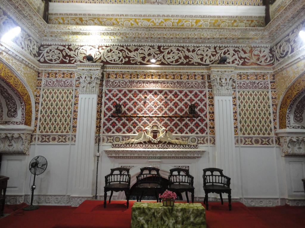 

<!-- THEME DEBUG -->
<!-- THEME HOOK: 'field' -->
<!-- FILE NAME SUGGESTIONS:
   ▪️ field--node--title--programs.html.twig
   ✅ field--node--title.html.twig
   ▪️ field--node--programs.html.twig
   ▪️ field--title.html.twig
   ▪️ field--string.html.twig
   ▪️ field.html.twig
-->
<!-- BEGIN OUTPUT from 'core/themes/stable9/templates/field/field--node--title.html.twig' -->
<span>THE IIC EXPERIENCE: A FESTIVAL OF THE ARTS – 27TH OCTOBER TO 2ND NOVEMBER 2023</span>

<!-- END OUTPUT from 'core/themes/stable9/templates/field/field--node--title.html.twig' -->

