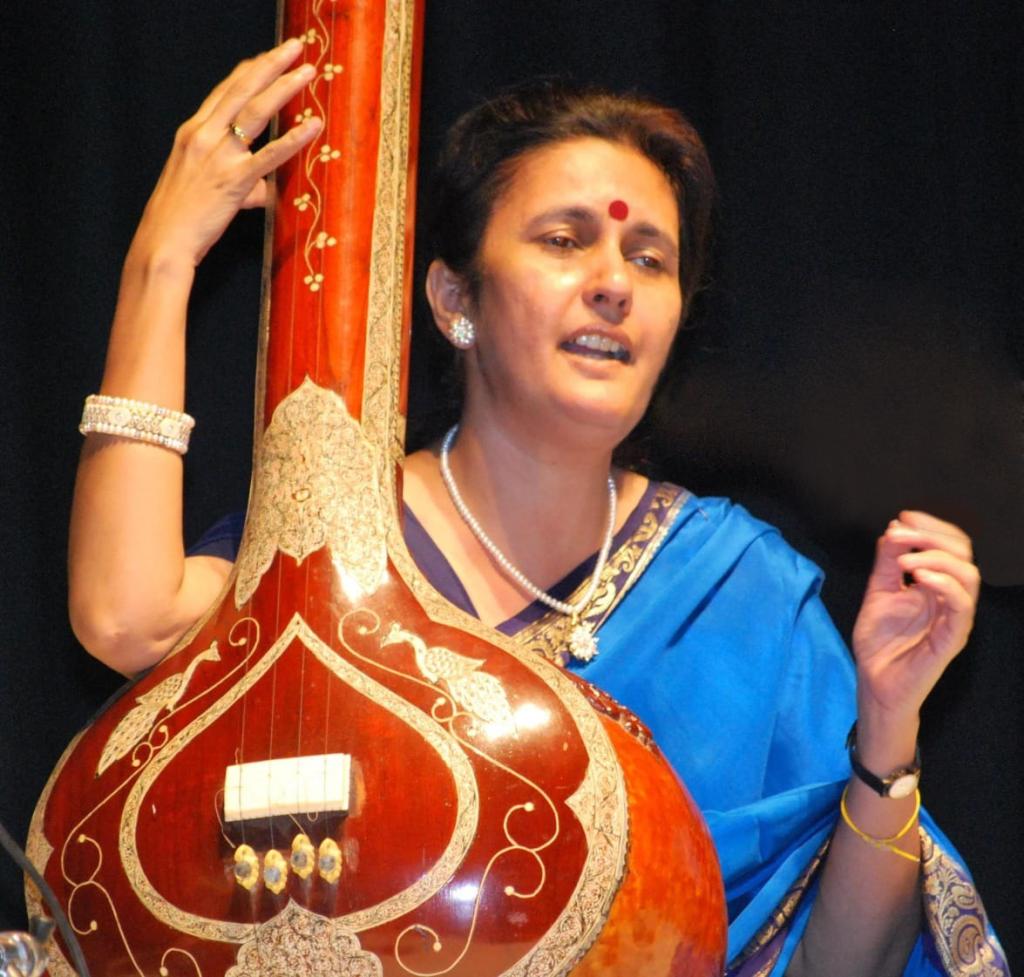 

<!-- THEME DEBUG -->
<!-- THEME HOOK: 'field' -->
<!-- FILE NAME SUGGESTIONS:
   ▪️ field--node--title--programs.html.twig
   ✅ field--node--title.html.twig
   ▪️ field--node--programs.html.twig
   ▪️ field--title.html.twig
   ▪️ field--string.html.twig
   ▪️ field.html.twig
-->
<!-- BEGIN OUTPUT from 'core/themes/stable9/templates/field/field--node--title.html.twig' -->
<span>THE IIC DOUBLE BILL: MUSIC AND DANCE RECITALS</span>

<!-- END OUTPUT from 'core/themes/stable9/templates/field/field--node--title.html.twig' -->

