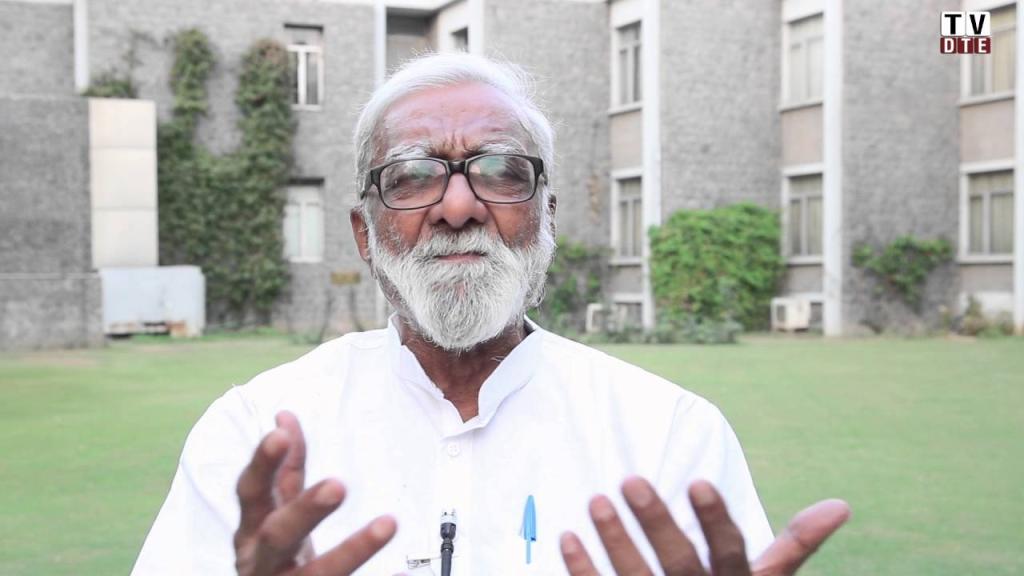 Ensuring Basic Income through Guaranteed Employment: A Key to Build Equitable and Sustainable India