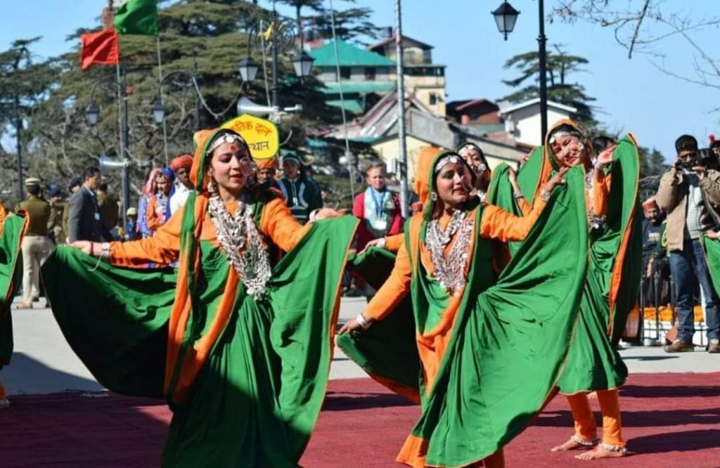 

<!-- THEME DEBUG -->
<!-- THEME HOOK: 'field' -->
<!-- FILE NAME SUGGESTIONS:
   ▪️ field--node--title--programs.html.twig
   ✅ field--node--title.html.twig
   ▪️ field--node--programs.html.twig
   ▪️ field--title.html.twig
   ▪️ field--string.html.twig
   ▪️ field.html.twig
-->
<!-- BEGIN OUTPUT from 'core/themes/stable9/templates/field/field--node--title.html.twig' -->
<span>FOLK DANCE AND MUSIC</span>

<!-- END OUTPUT from 'core/themes/stable9/templates/field/field--node--title.html.twig' -->

