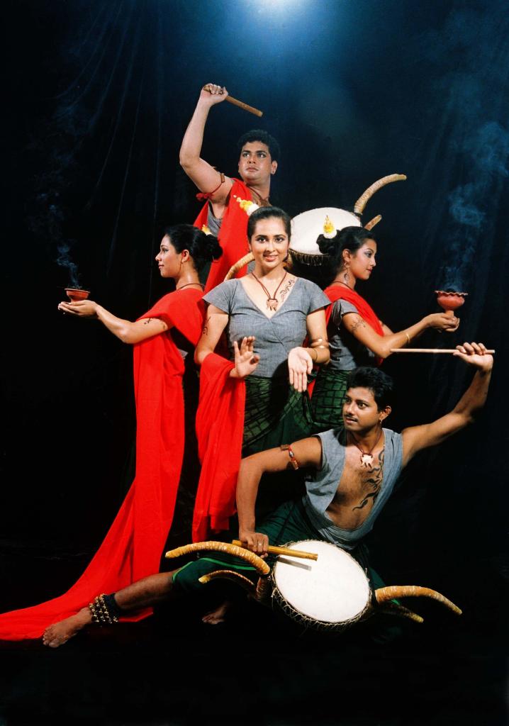 

<!-- THEME DEBUG -->
<!-- THEME HOOK: 'field' -->
<!-- FILE NAME SUGGESTIONS:
   ▪️ field--node--title--programs.html.twig
   ✅ field--node--title.html.twig
   ▪️ field--node--programs.html.twig
   ▪️ field--title.html.twig
   ▪️ field--string.html.twig
   ▪️ field.html.twig
-->
<!-- BEGIN OUTPUT from 'core/themes/stable9/templates/field/field--node--title.html.twig' -->
<span>THE IIC EXPERIENCE: A FESTIVAL OF THE ARTS – 17TH TO 22ND OCTOBER 2024</span>

<!-- END OUTPUT from 'core/themes/stable9/templates/field/field--node--title.html.twig' -->

