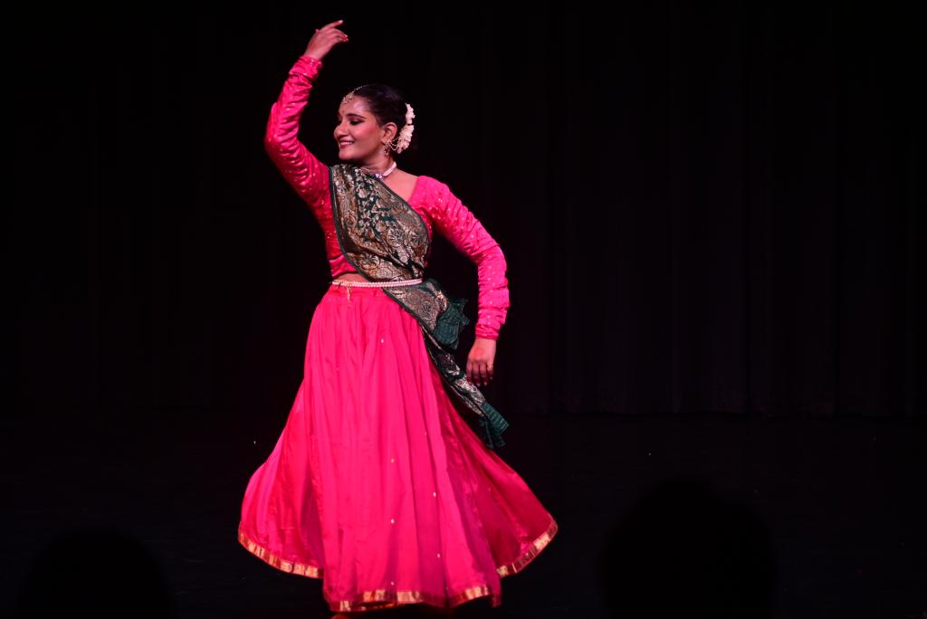 

<!-- THEME DEBUG -->
<!-- THEME HOOK: 'field' -->
<!-- FILE NAME SUGGESTIONS:
   ▪️ field--node--title--programs.html.twig
   ✅ field--node--title.html.twig
   ▪️ field--node--programs.html.twig
   ▪️ field--title.html.twig
   ▪️ field--string.html.twig
   ▪️ field.html.twig
-->
<!-- BEGIN OUTPUT from 'core/themes/stable9/templates/field/field--node--title.html.twig' -->
<span>THE IIC DOUBLE BILL MUSIC AND DANCE RECITALS</span>

<!-- END OUTPUT from 'core/themes/stable9/templates/field/field--node--title.html.twig' -->

