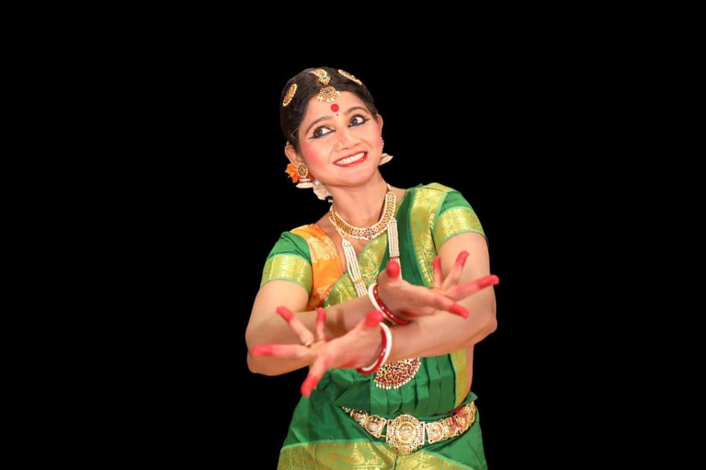 

<!-- THEME DEBUG -->
<!-- THEME HOOK: 'field' -->
<!-- FILE NAME SUGGESTIONS:
   ▪️ field--node--title--programs.html.twig
   ✅ field--node--title.html.twig
   ▪️ field--node--programs.html.twig
   ▪️ field--title.html.twig
   ▪️ field--string.html.twig
   ▪️ field.html.twig
-->
<!-- BEGIN OUTPUT from 'core/themes/stable9/templates/field/field--node--title.html.twig' -->
<span>THE IIC DOUBLE BILL DANCE RECITALS</span>

<!-- END OUTPUT from 'core/themes/stable9/templates/field/field--node--title.html.twig' -->

