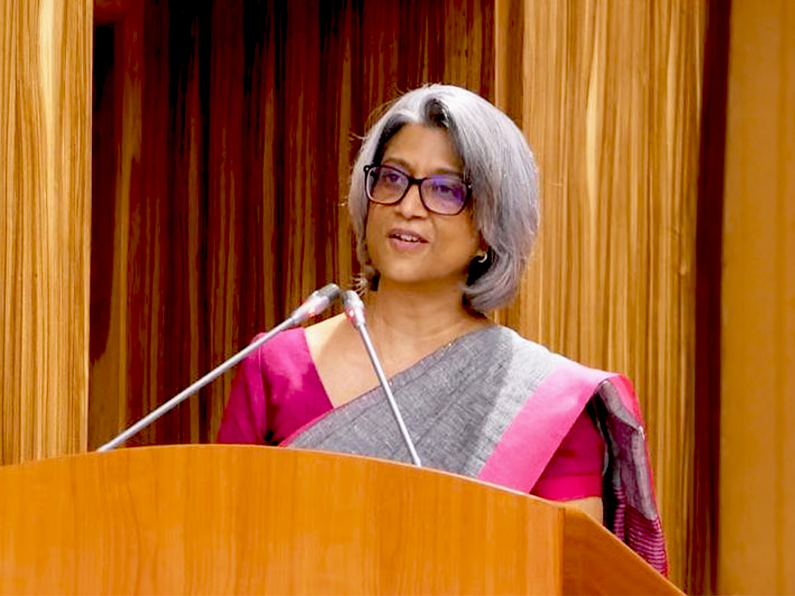 Peace Dialogue: Shared Risks to Shared Future