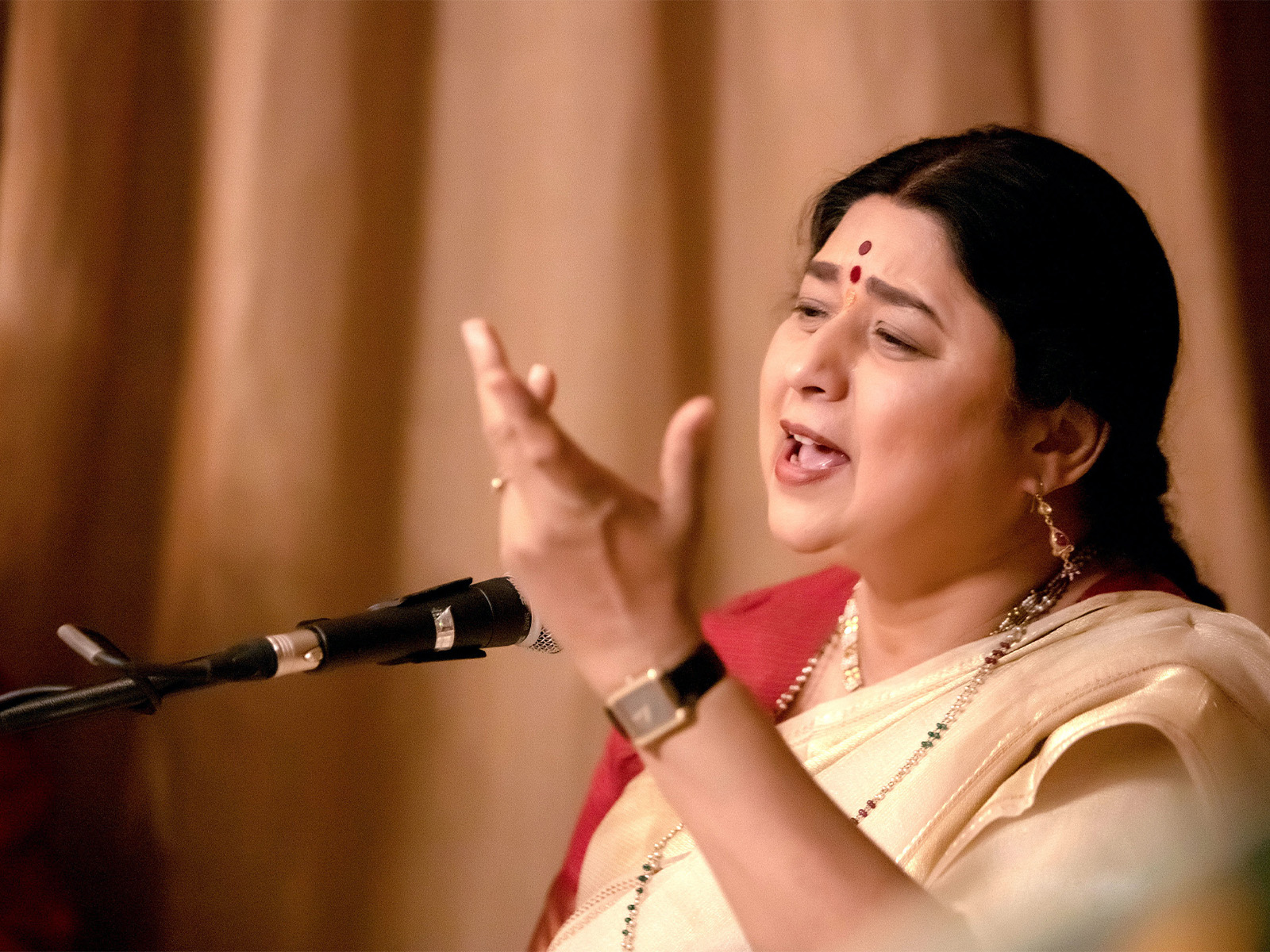 THE IIC EXPERIENCE: A FESTIVAL OF THE ARTS – Classical Vocal Recital