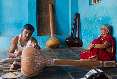 FRAMING THE LIVING TRADITIONS