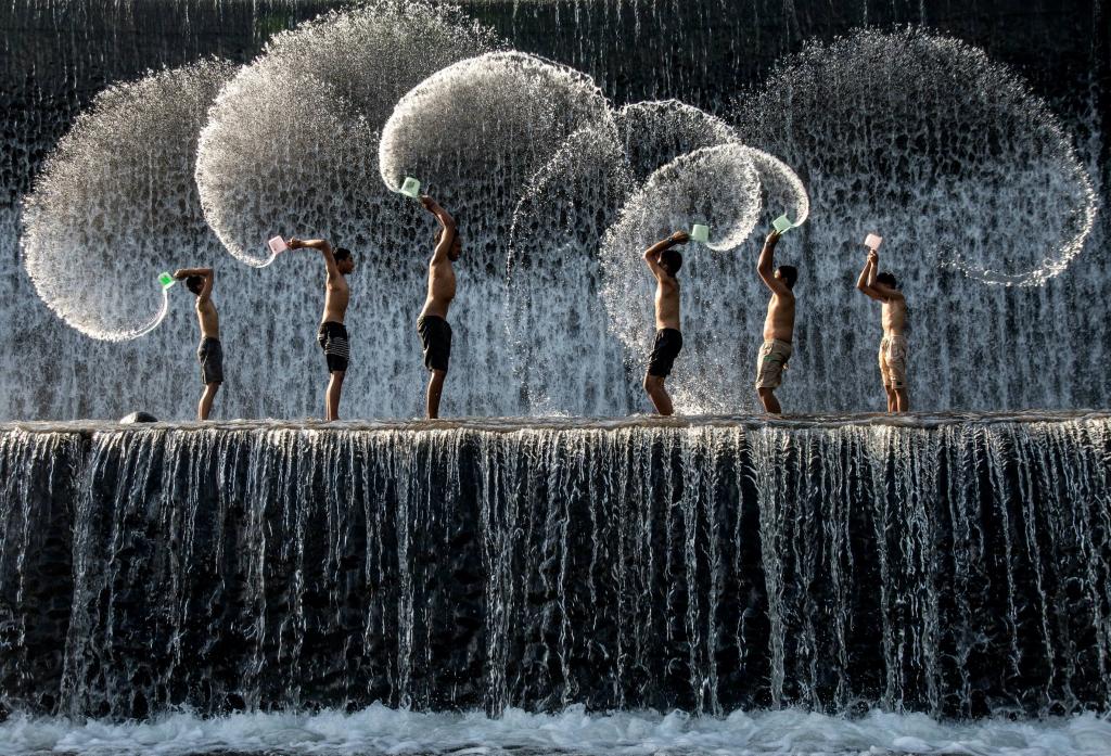 

<!-- THEME DEBUG -->
<!-- THEME HOOK: 'field' -->
<!-- FILE NAME SUGGESTIONS:
   ▪️ field--node--title--programs.html.twig
   ✅ field--node--title.html.twig
   ▪️ field--node--programs.html.twig
   ▪️ field--title.html.twig
   ▪️ field--string.html.twig
   ▪️ field.html.twig
-->
<!-- BEGIN OUTPUT from 'core/themes/stable9/templates/field/field--node--title.html.twig' -->
<span>Diverse Asia</span>

<!-- END OUTPUT from 'core/themes/stable9/templates/field/field--node--title.html.twig' -->

