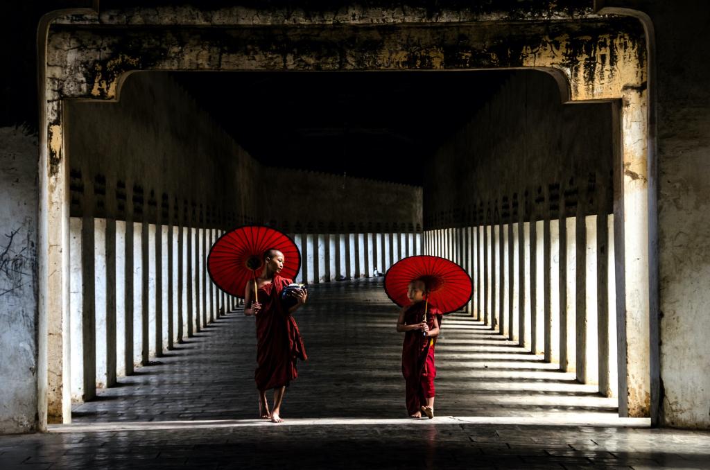 

<!-- THEME DEBUG -->
<!-- THEME HOOK: 'field' -->
<!-- FILE NAME SUGGESTIONS:
   ▪️ field--node--title--programs.html.twig
   ✅ field--node--title.html.twig
   ▪️ field--node--programs.html.twig
   ▪️ field--title.html.twig
   ▪️ field--string.html.twig
   ▪️ field.html.twig
-->
<!-- BEGIN OUTPUT from 'core/themes/stable9/templates/field/field--node--title.html.twig' -->
<span>Diverse Asia</span>

<!-- END OUTPUT from 'core/themes/stable9/templates/field/field--node--title.html.twig' -->

