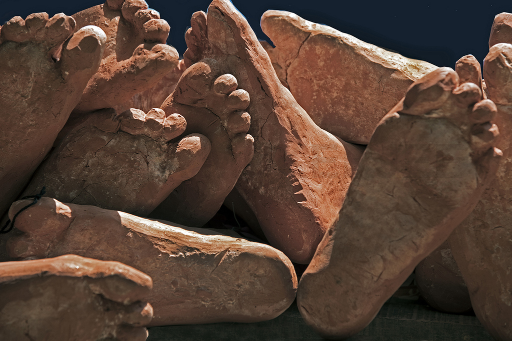 

<!-- THEME DEBUG -->
<!-- THEME HOOK: 'field' -->
<!-- FILE NAME SUGGESTIONS:
   ▪️ field--node--title--programs.html.twig
   ✅ field--node--title.html.twig
   ▪️ field--node--programs.html.twig
   ▪️ field--title.html.twig
   ▪️ field--string.html.twig
   ▪️ field.html.twig
-->
<!-- BEGIN OUTPUT from 'core/themes/stable9/templates/field/field--node--title.html.twig' -->
<span>“FLEETING FOOTPRINTS OF LIGHT”</span>

<!-- END OUTPUT from 'core/themes/stable9/templates/field/field--node--title.html.twig' -->

