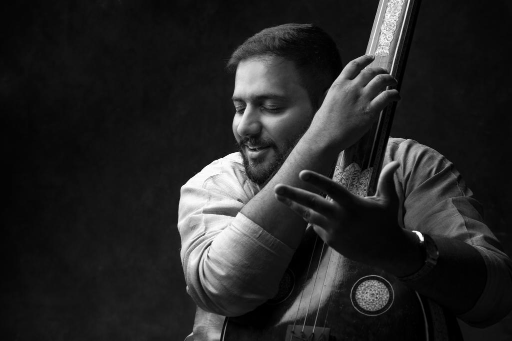 

<!-- THEME DEBUG -->
<!-- THEME HOOK: 'field' -->
<!-- FILE NAME SUGGESTIONS:
   ▪️ field--node--title--programs.html.twig
   ✅ field--node--title.html.twig
   ▪️ field--node--programs.html.twig
   ▪️ field--title.html.twig
   ▪️ field--string.html.twig
   ▪️ field.html.twig
-->
<!-- BEGIN OUTPUT from 'core/themes/stable9/templates/field/field--node--title.html.twig' -->
<span>Carnatic Vocal Recital</span>

<!-- END OUTPUT from 'core/themes/stable9/templates/field/field--node--title.html.twig' -->

