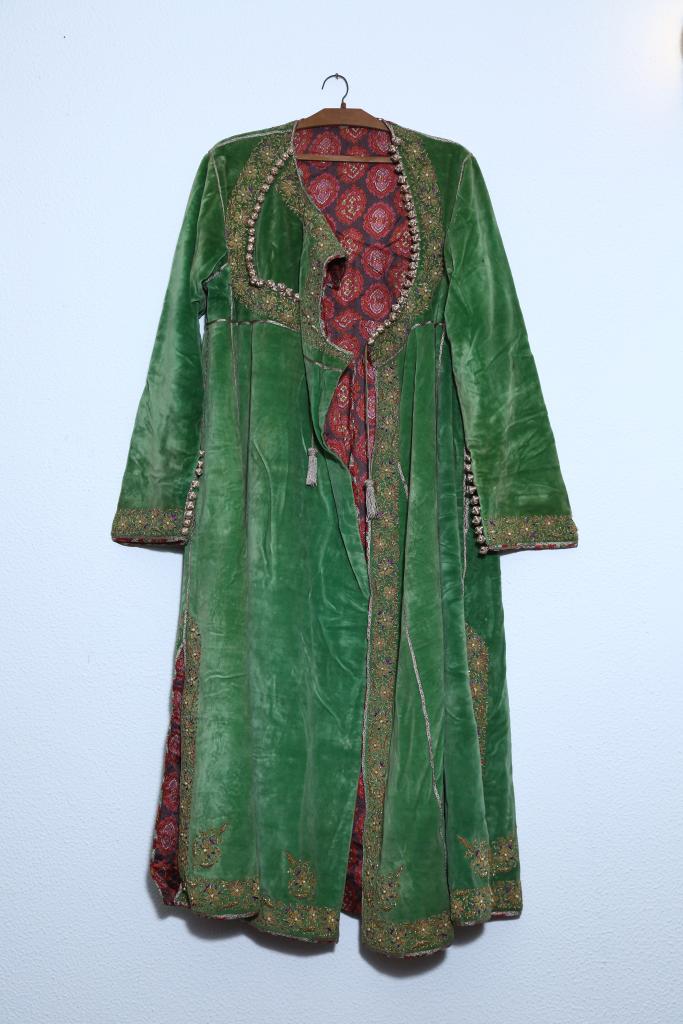 

<!-- THEME DEBUG -->
<!-- THEME HOOK: 'field' -->
<!-- FILE NAME SUGGESTIONS:
   ▪️ field--node--title--programs.html.twig
   ✅ field--node--title.html.twig
   ▪️ field--node--programs.html.twig
   ▪️ field--title.html.twig
   ▪️ field--string.html.twig
   ▪️ field.html.twig
-->
<!-- BEGIN OUTPUT from 'core/themes/stable9/templates/field/field--node--title.html.twig' -->
<span>Pen, Ink, Action: Satyajit Ray at 100</span>

<!-- END OUTPUT from 'core/themes/stable9/templates/field/field--node--title.html.twig' -->

