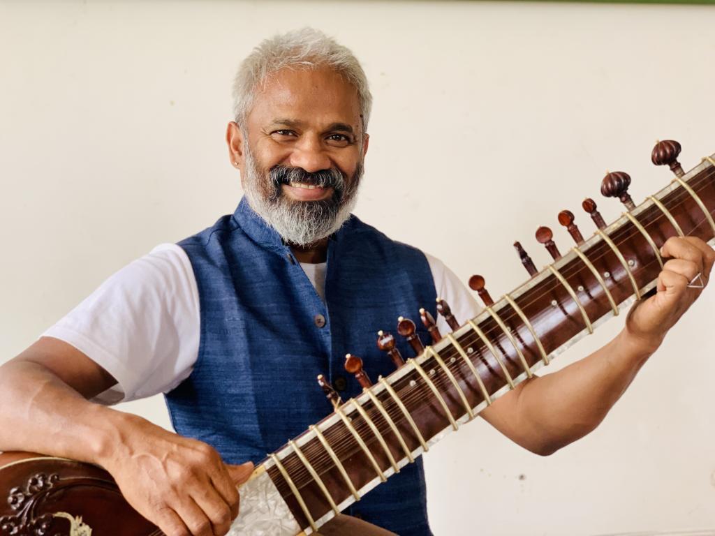 

<!-- THEME DEBUG -->
<!-- THEME HOOK: 'field' -->
<!-- FILE NAME SUGGESTIONS:
   ▪️ field--node--title--programs.html.twig
   ✅ field--node--title.html.twig
   ▪️ field--node--programs.html.twig
   ▪️ field--title.html.twig
   ▪️ field--string.html.twig
   ▪️ field.html.twig
-->
<!-- BEGIN OUTPUT from 'core/themes/stable9/templates/field/field--node--title.html.twig' -->
<span>IIC WINTER FESTIVAL OF DANCE AND MUSIC</span>

<!-- END OUTPUT from 'core/themes/stable9/templates/field/field--node--title.html.twig' -->

