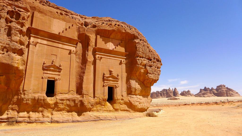 Architects of Ancient Arabia 