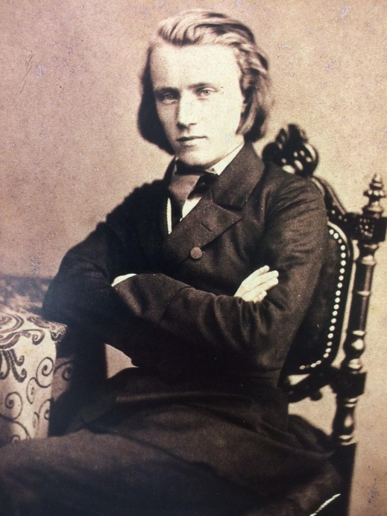 FOCUS ON WESTERN CLASSICAL MUSIC COMPOSERS