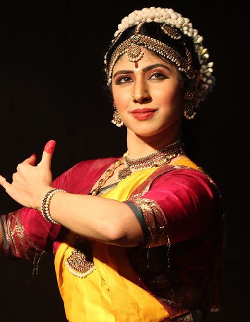 

<!-- THEME DEBUG -->
<!-- THEME HOOK: 'field' -->
<!-- FILE NAME SUGGESTIONS:
   ▪️ field--node--title--programs.html.twig
   ✅ field--node--title.html.twig
   ▪️ field--node--programs.html.twig
   ▪️ field--title.html.twig
   ▪️ field--string.html.twig
   ▪️ field.html.twig
-->
<!-- BEGIN OUTPUT from 'core/themes/stable9/templates/field/field--node--title.html.twig' -->
<span>IIC SPRING FESTIVAL OF DANCE AND MUSIC</span>

<!-- END OUTPUT from 'core/themes/stable9/templates/field/field--node--title.html.twig' -->

