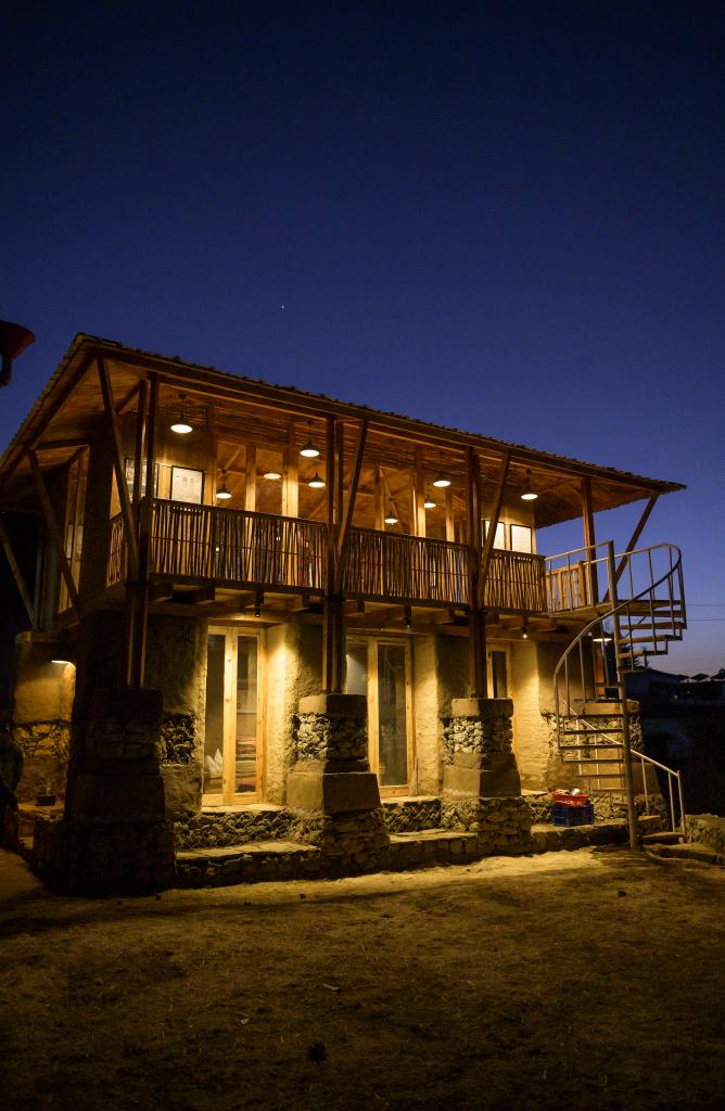 TALKING ARCHITECTURE IX: 