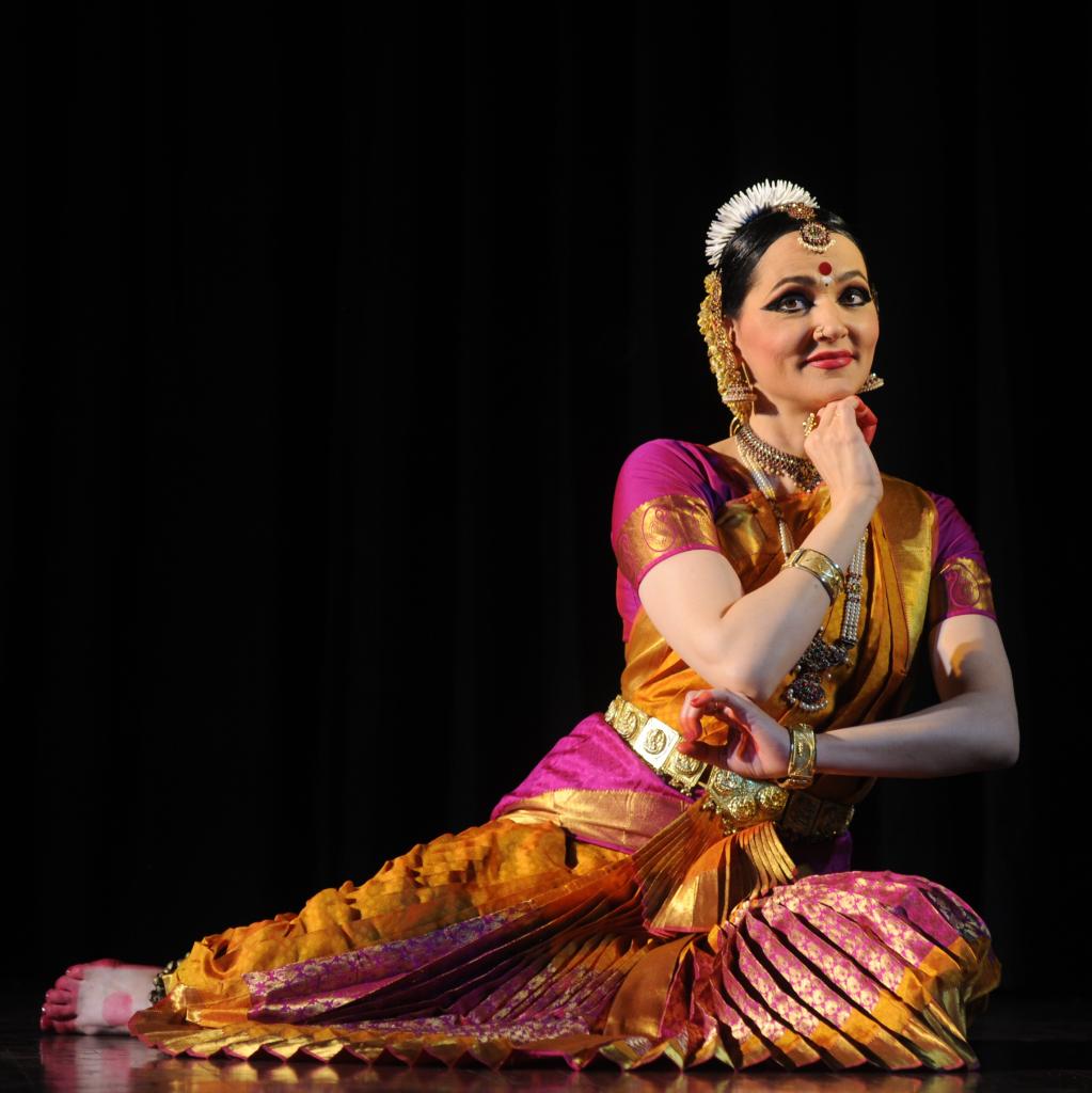 

<!-- THEME DEBUG -->
<!-- THEME HOOK: 'field' -->
<!-- FILE NAME SUGGESTIONS:
   ▪️ field--node--title--programs.html.twig
   ✅ field--node--title.html.twig
   ▪️ field--node--programs.html.twig
   ▪️ field--title.html.twig
   ▪️ field--string.html.twig
   ▪️ field.html.twig
-->
<!-- BEGIN OUTPUT from 'core/themes/stable9/templates/field/field--node--title.html.twig' -->
<span>IIC DOUBLE BILL MUSIC AND DANCE RECITALS</span>

<!-- END OUTPUT from 'core/themes/stable9/templates/field/field--node--title.html.twig' -->

